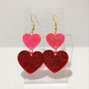 New Heart-shaped dangling earrings